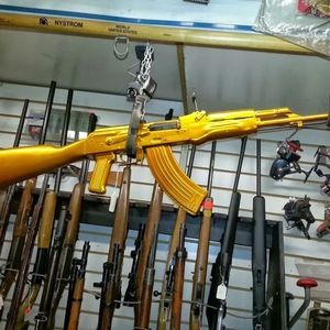 Meet your Posher, Mac and chyna